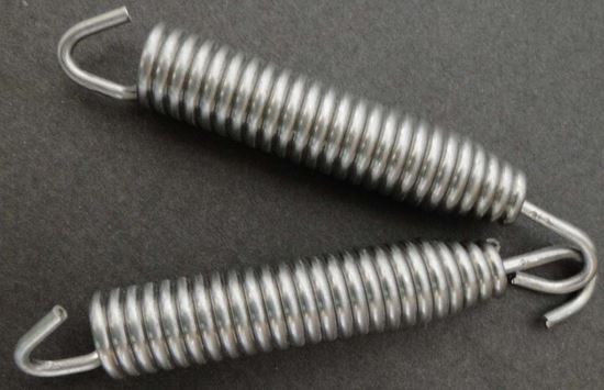 Helix Racing 495-6000 Constructed from stainless steel - Exhaust Spring 60MM