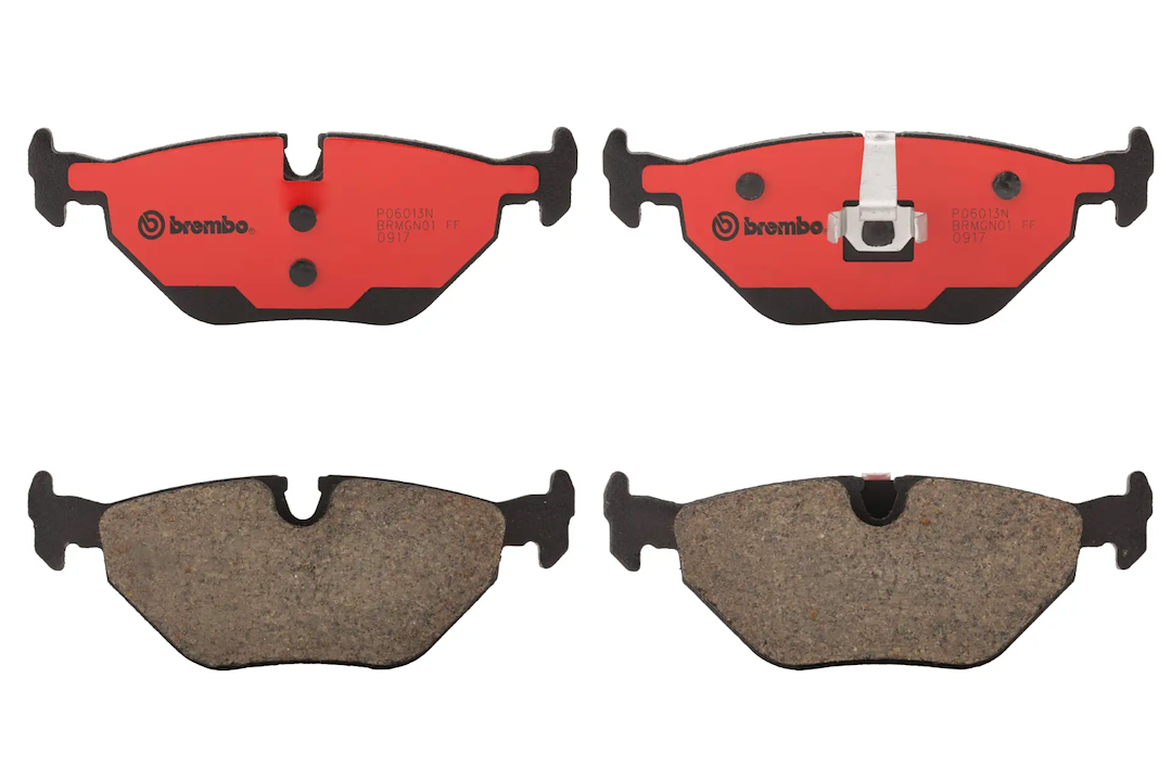 Brembo Premium Low-Met OE Equivalent Pad Brake Pad P06013N - Disc Set