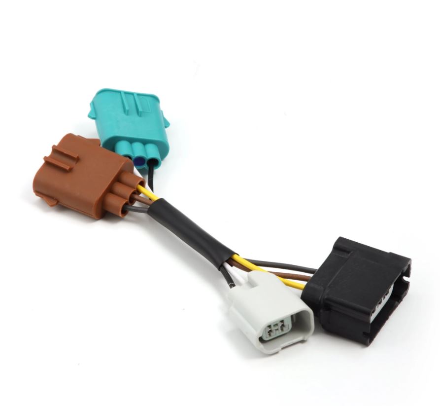 Alpharex USA Smooth And Hassle-Free Installation Tail Light Converter 658011 - Wiring Adapter