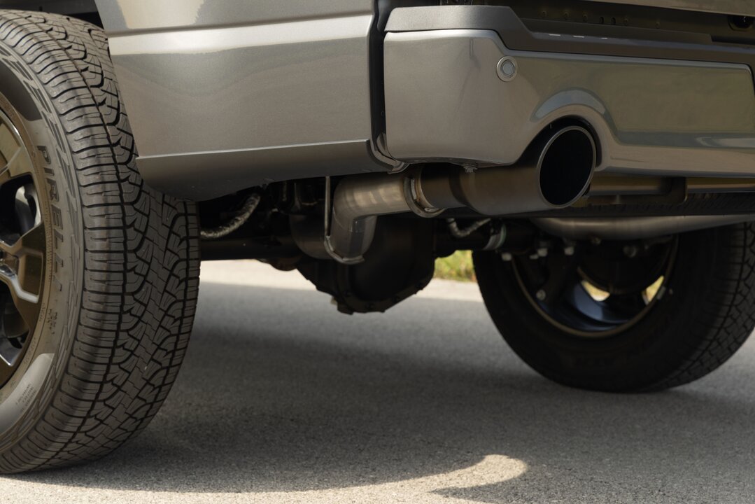 Flowmaster Limited Lifetime Warranty Exhaust System Kit 818169 - 21-24 Ford F-150 CB-AMT-Dual Fact