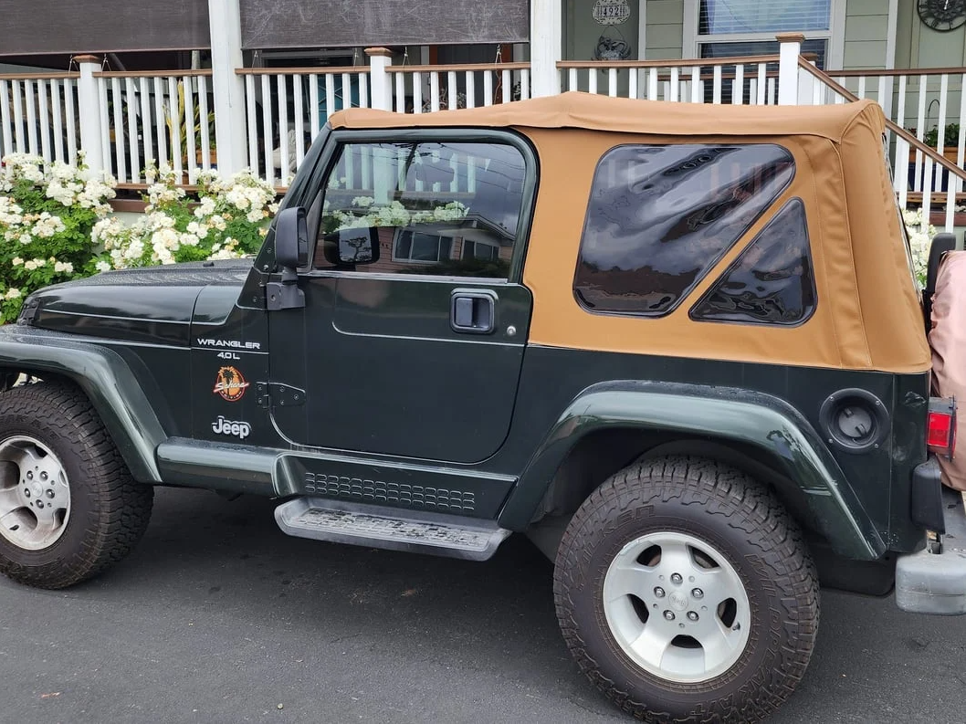 Bestop 54720-37 Soft Top