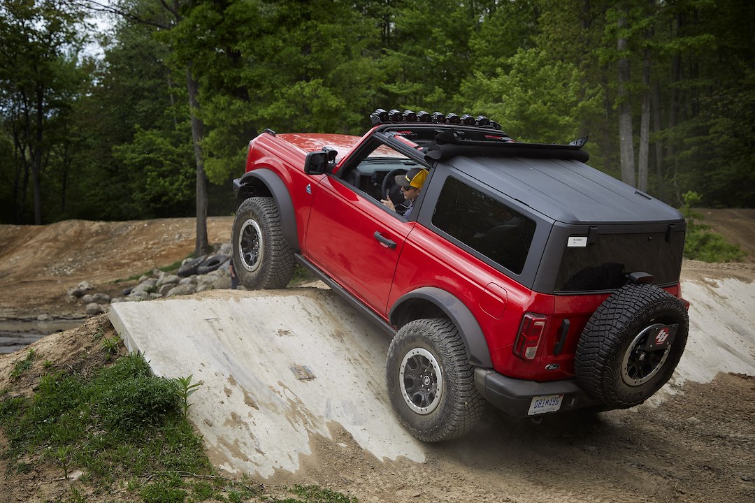 Bestop Limited Lifetime Warranty Soft Top 52460-17 - Sunrider Hardtop 21-22 Bronc