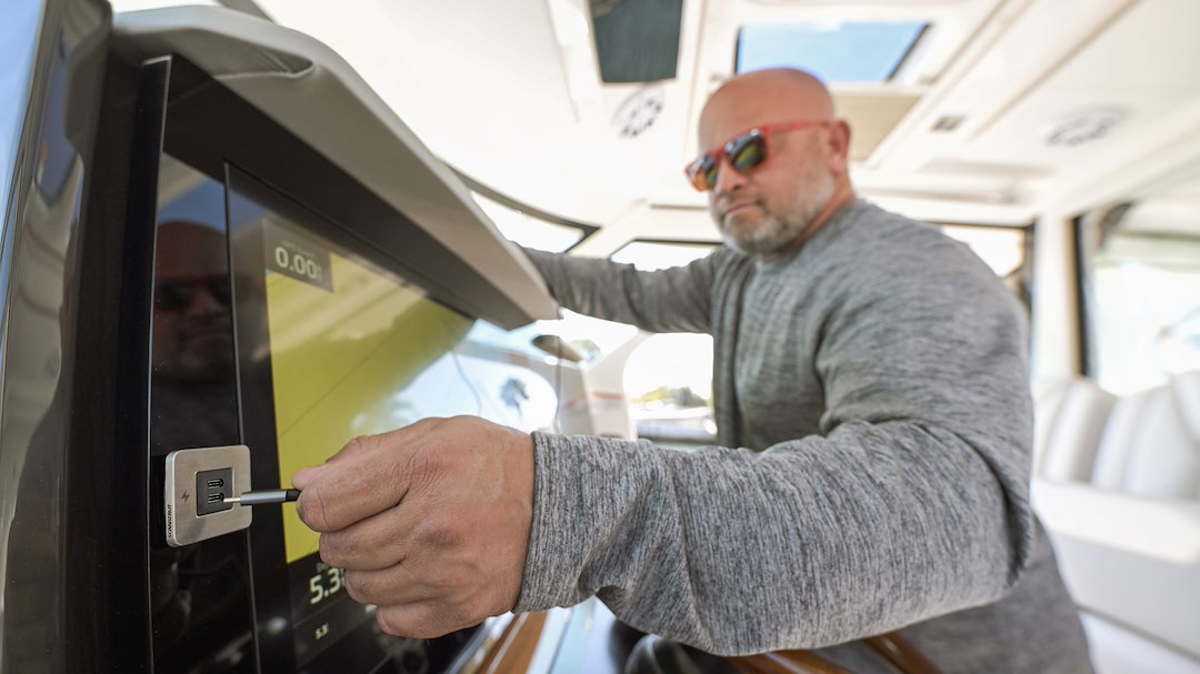 Scanstrut Modernize Your Boat's Interiors USB Outlet SC-Tile-21 - Tile USB-C USB-C Char