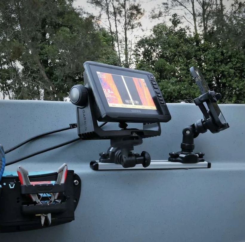 Railblaza Tool-Free Removal Fish Finder Mount 02-4178-11 - Garmin R-Lock