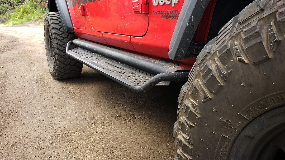 GO Rhino Made In USA Rugged Style Enhances Truck Appearance D10087T - Dominator D1 Side Steps