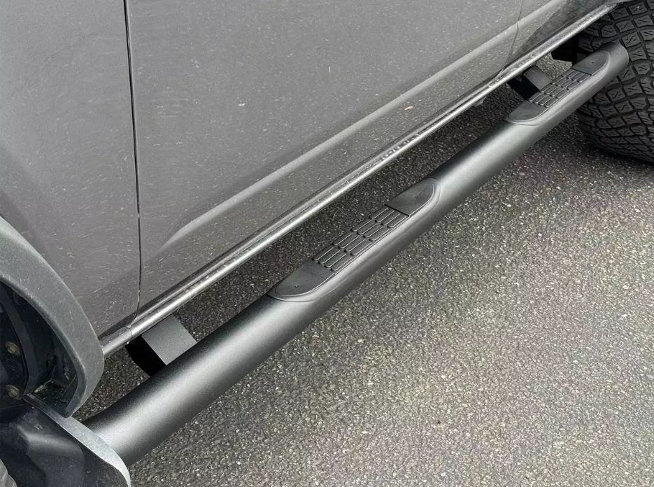 GO Rhino 4129T Nerf Bar