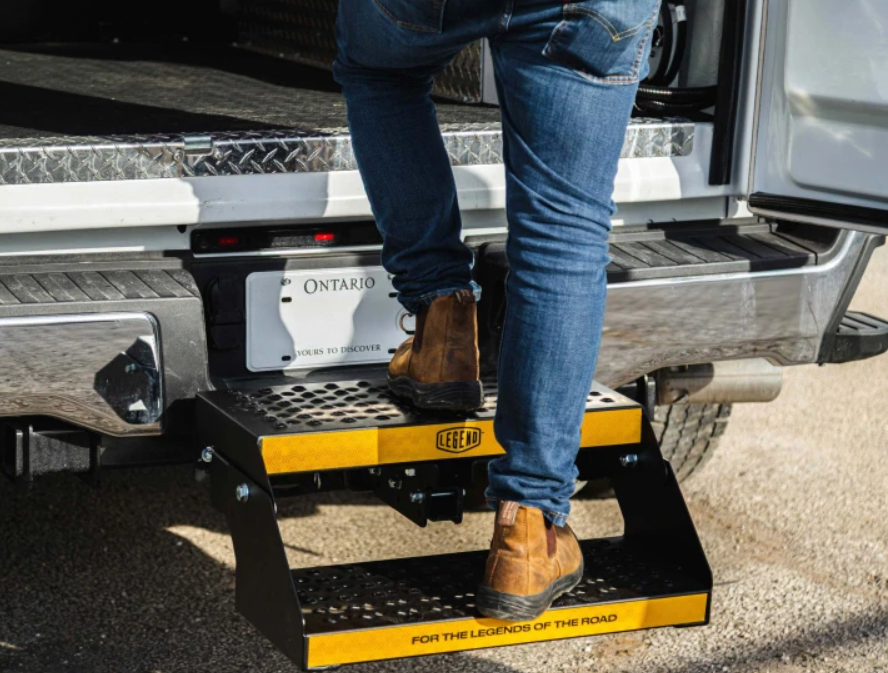 Legend Fleet No Overengineering Truck Step UN05-JL1.HS - Foldable Hitch