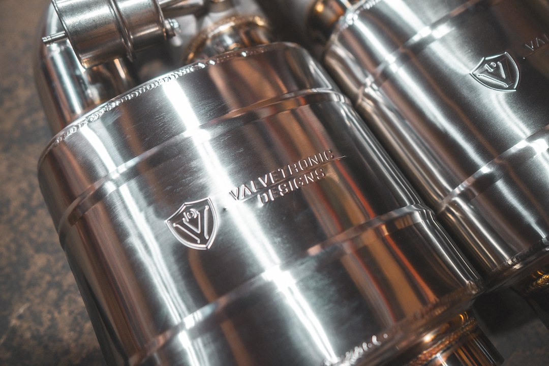 Valvetronic Universal Fit For Many Applications Exhaust Muffler UVM.76MM.X2 - Valved Kit 3IN Dual