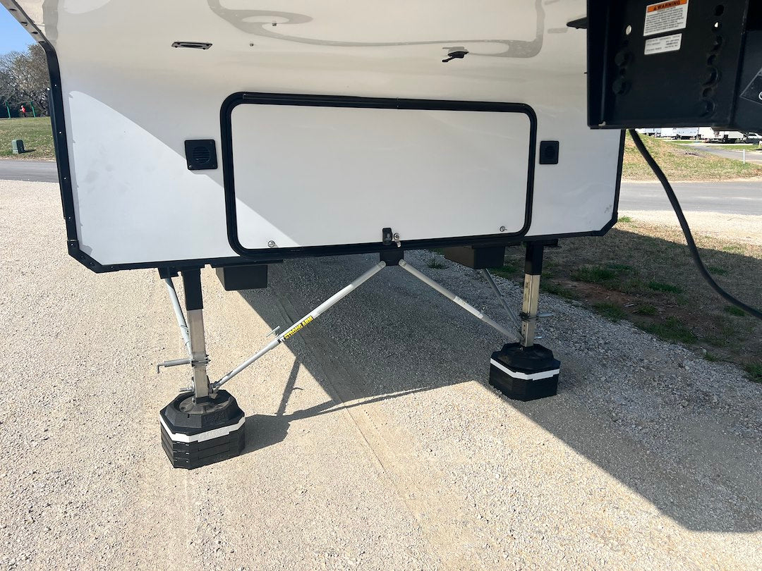 Snappad Long-Lasting Durable Construction Trailer Stabilizer Jack Stand Pad STK2-White - Accessory Stacker Dri