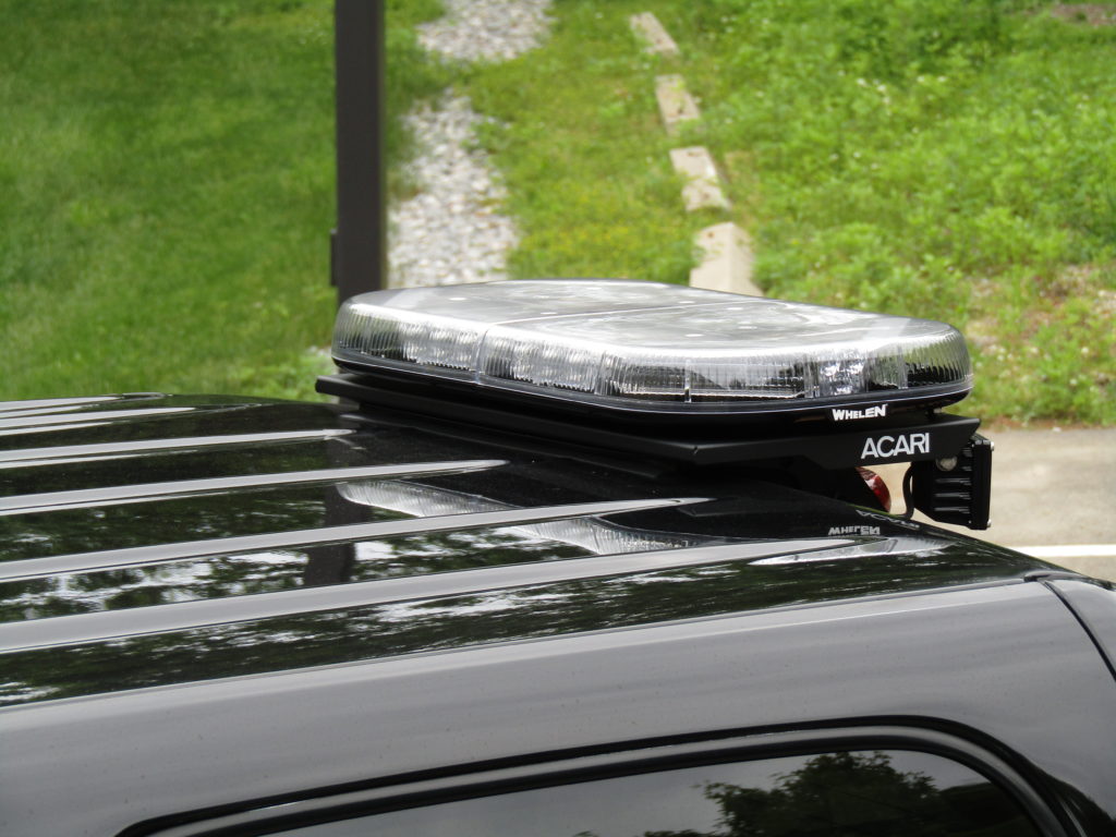 Acari Fleet Made In USA Warning Light Mount RTM-101-LP-13 - 22 Low Profile Drill Free Mounting