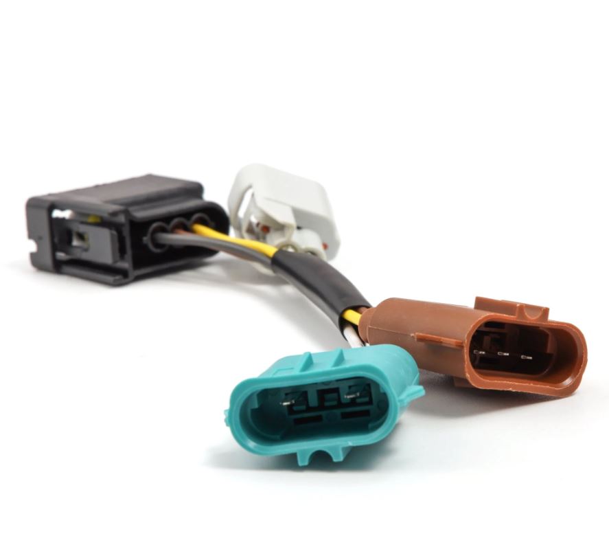 Alpharex USA Smooth And Hassle-Free Installation Tail Light Converter 658011 - Wiring Adapter