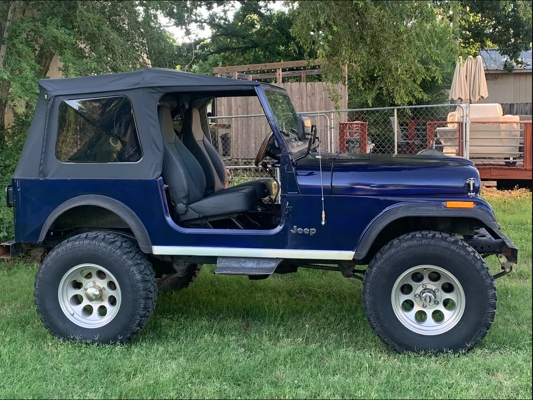 Bestop 55729-15 Soft Top - Black