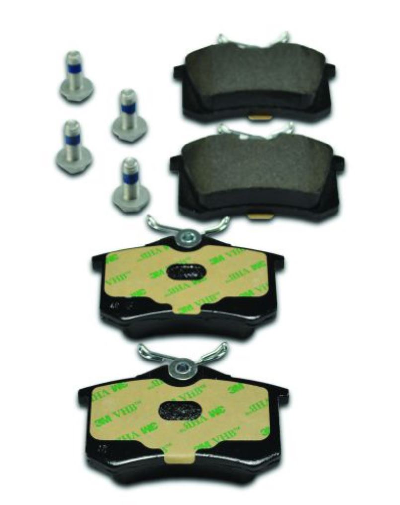 Hella Maximum Durability And Comfort Brake Pad 355018111 - Set Disc