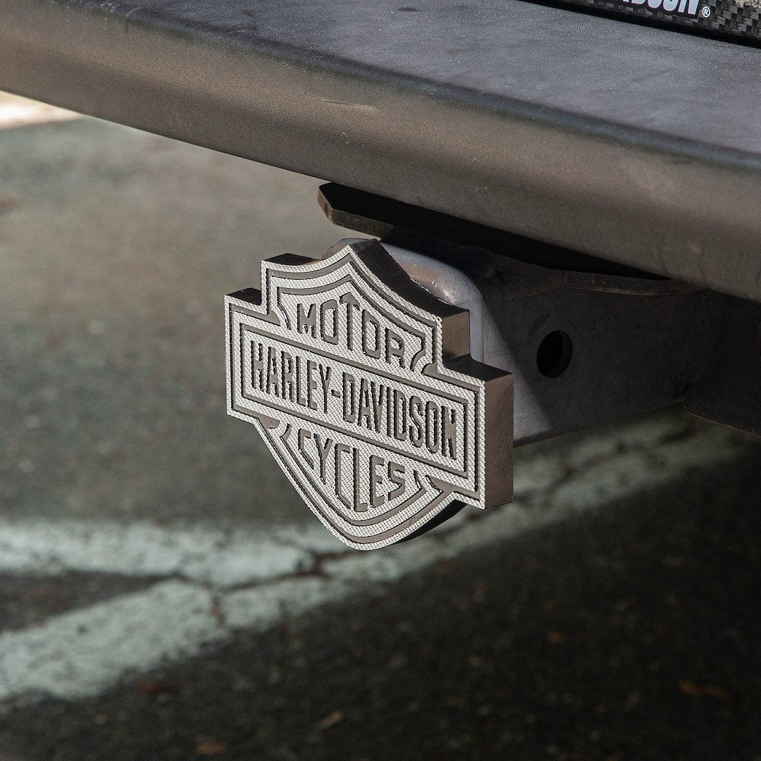 Plasticolor 002298R01 Trailer Hitch Cover