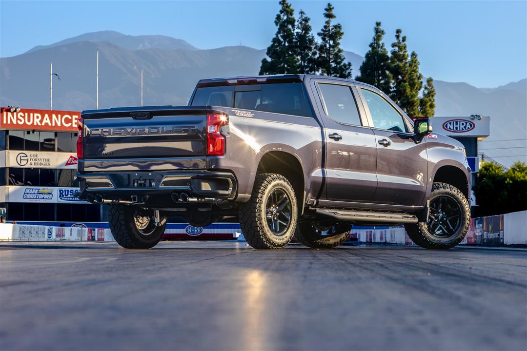 19850 Vance&Hines Cat-Back Exhaust Polished Tips