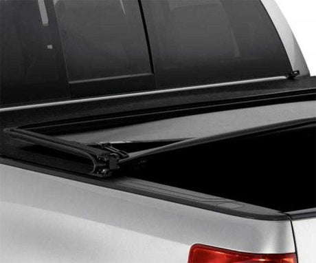 Lund 02-17 Dodge Ram 1500 (8ft. BedExcl. Beds w/Rambox) Genesis Elite Tri-Fold Tonneau Cover - Black 
