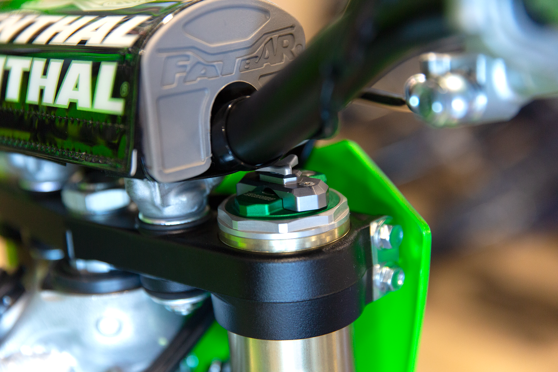 Motion PRO Compression Adjuster Showa Forks Short 11-0122