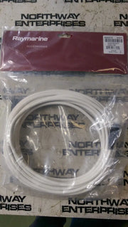 Raymarine Quantum Radar Data Cable 10M with accessories and white cable in packaging