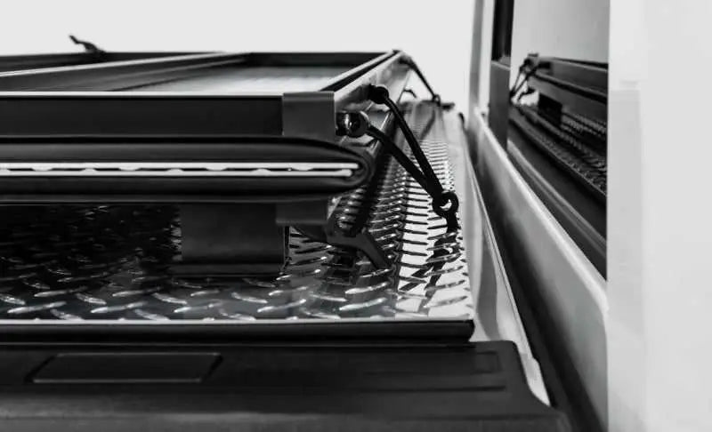 Access LOMAX Tri-Fold Cover 2022+ Nissan Frontier - 5ft Bed 