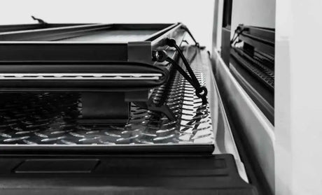 Access LOMAX Tri-Fold Cover 2022+ Nissan Frontier - 5ft Bed 
