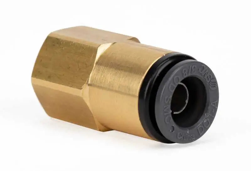 Air Lift Air Lift Straight Female - 1/4in FNPT X 3/8in PTC - DOT - SMC# KV2F11-35