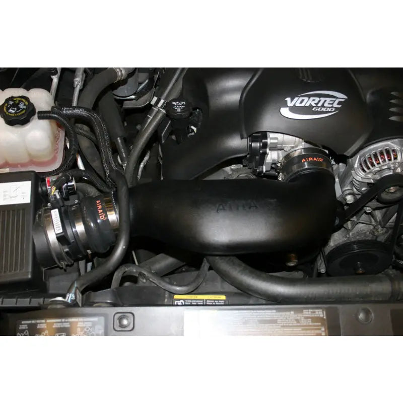 Airaid 201-719 Airaid 05-06 Chevy / GMC / Cadillac 4.8/5.3/6.0L Airaid Jr Intake Kit - Dry / Red Media