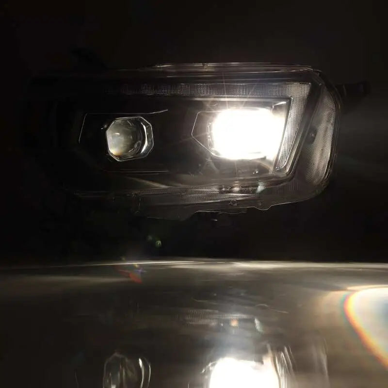 AlphaRex 880755 AlphaRex 10-13 Toyota 4Runner PRO-Series Projector Headlights Plank Style Black w/Seq Signal/DRL