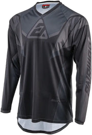 Gray and black long-sleeved Syncron Envenom Jersey youth medium for sporty look