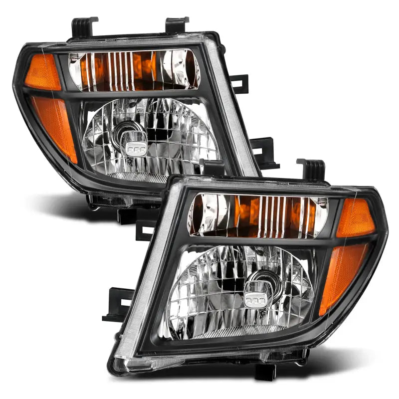 Black-framed Nissan Pathfinder crystal headlight with clear and amber lenses for 2005-2008