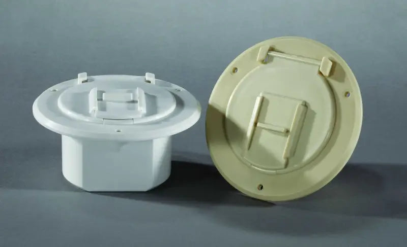 B122 Electrical Cord Hatch