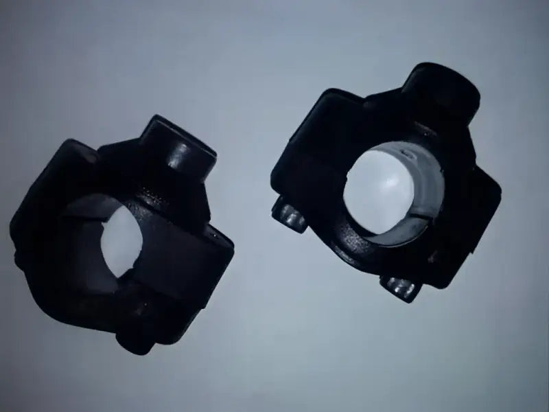 BAG#077 1" Quickset Handlebar Clamps 