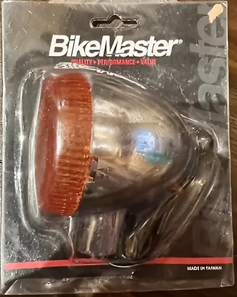 Chrome motorcycle turn signal for left turn or front left side on BikeMaster Honda