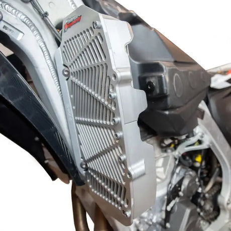 Billet Radiator Guard Triumph - ENDURO ENGINEERING