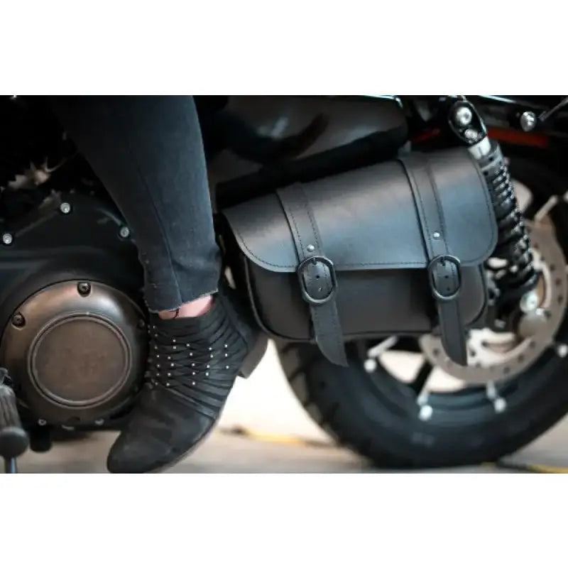 Black Jack Swingarm Bag 4l Black/Black Buckle - Powersports