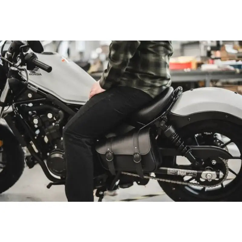 Black Jack Swingarm Bag 4l Black/Black Buckle - Powersports
