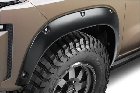 Bushwacker 22-24 Nissan Frontier Pocket Style Fender Flares 4pc - Black - & Trim