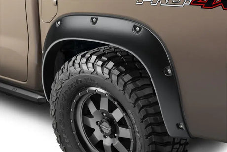 Bushwacker 22-24 Nissan Frontier Pocket Style Fender Flares 4pc - Black - & Trim