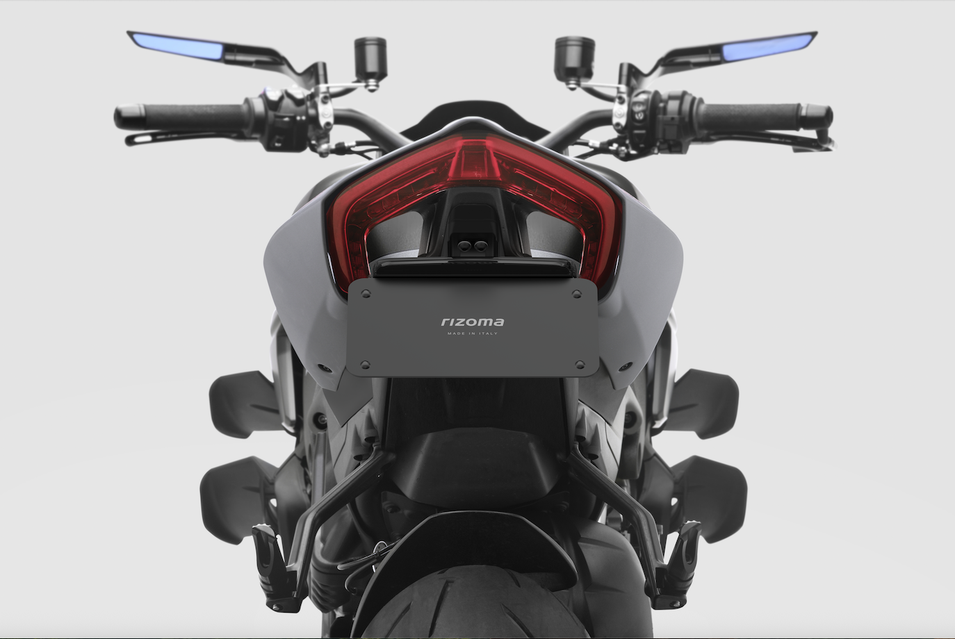 Rizoma Flat-Out Fender Eliminator Body PTU011B - Flat-OUT Duc