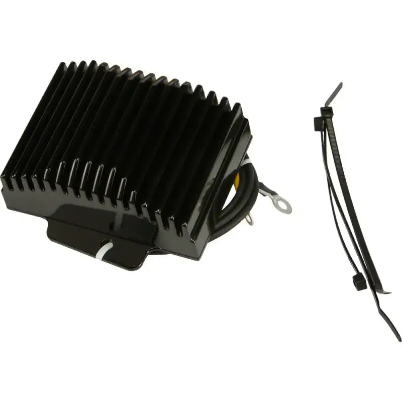 CE-601 Regulator Softail 01 06