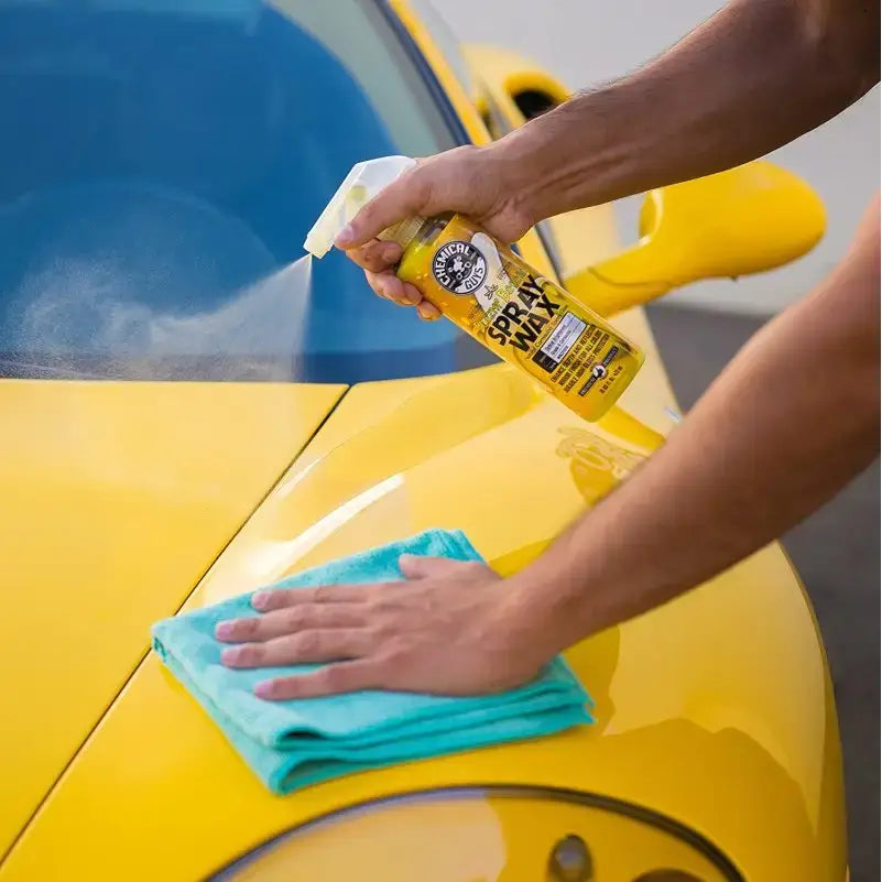 Chemical Guys Blazin Banana Carnauba Spray Wax - 1 Gallon - Case of 4 - Truck & Automotive