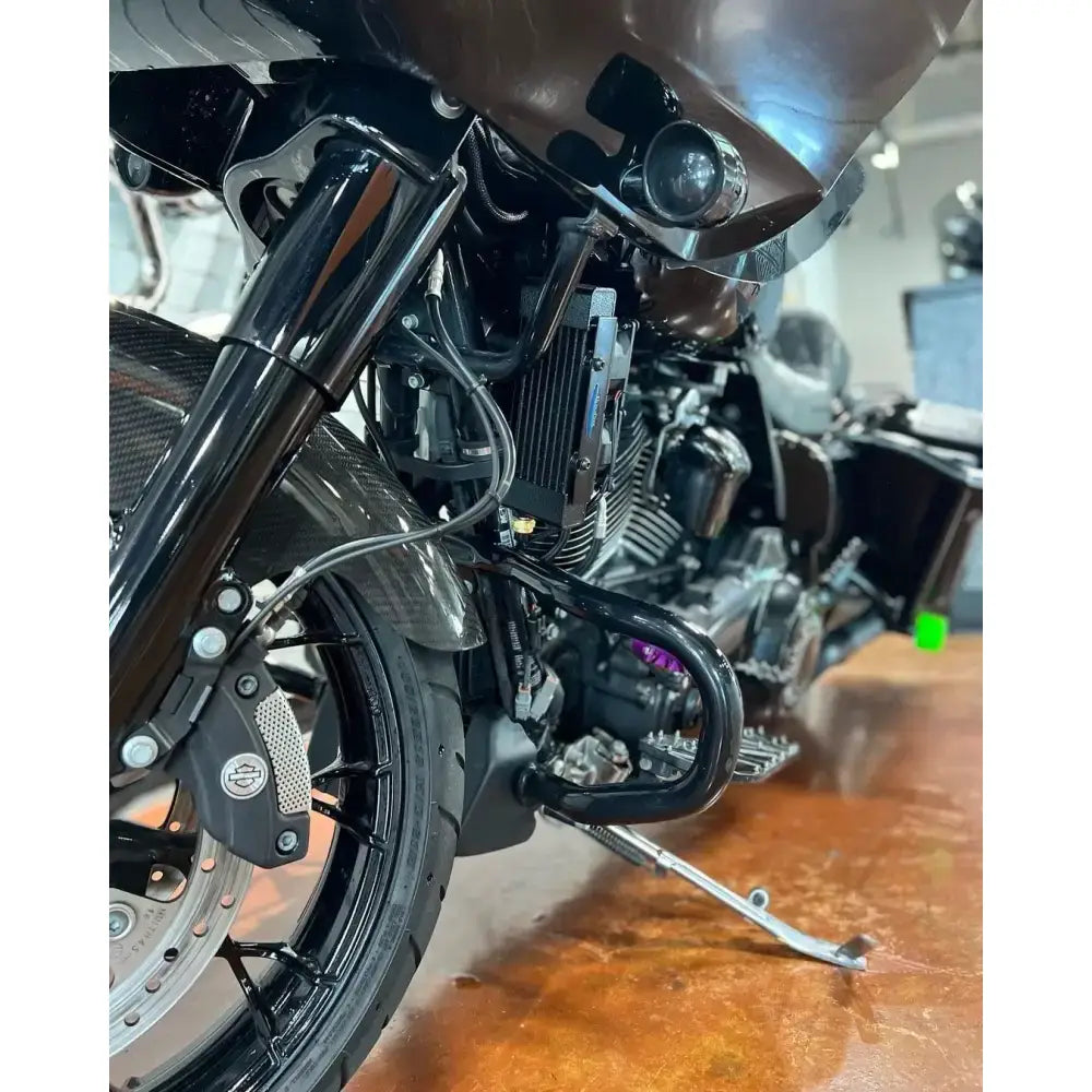 Chopped Oil Cooler M8 Touring  `17 23  Blk 