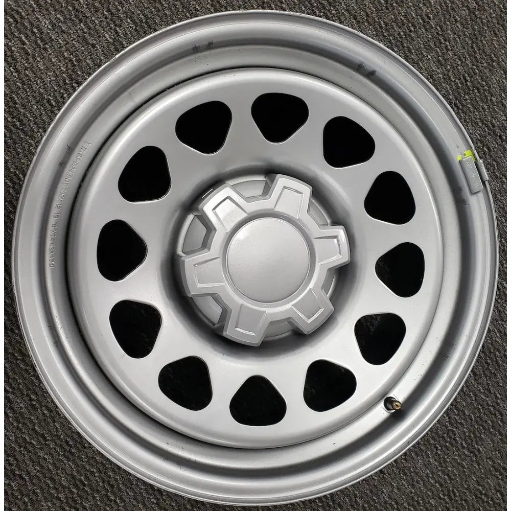 Coast2Coast Limited Lifetime Warranty Wheel Center Cap Iwcc8130S - Silver CC 19-25 Slvrd Push-ON