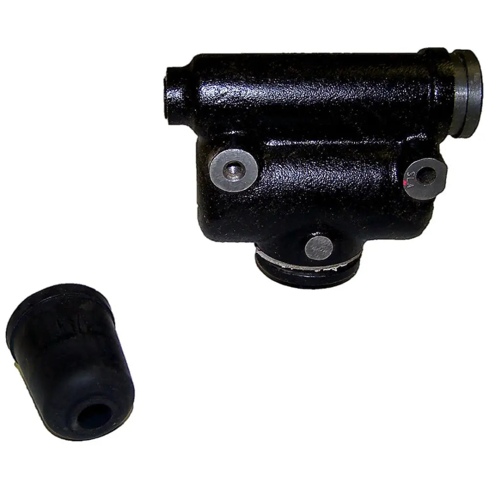 Crown Auto A556 Brake Master Cylinder