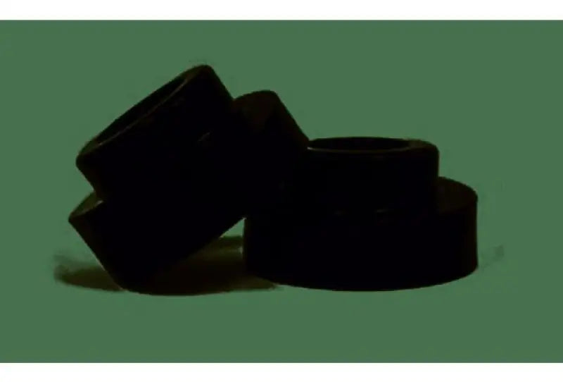 Black rubber bushings for Ford F-250 4WD leveling kit front upgrade
