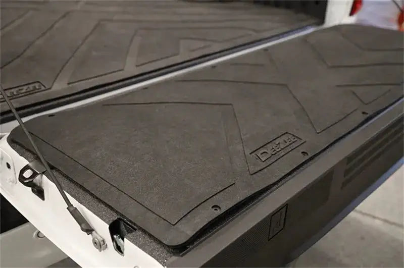 Deezee Universal Tailgate Mat - Full Size/Universal (X Pattern) - Truck Bed Accessories