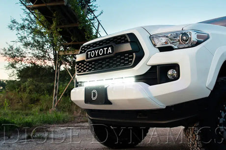 Diode Dynamics 16-21 Toyota Tacoma SS30 Stealth Lightbar Kit - Amber Combo - DD6075
