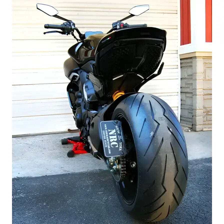 DV4-SIDE Side Mount License Plate Duc