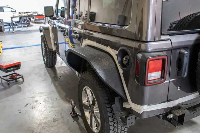 DV8 Offroad DV8 Offroad 2018+ Jeep Wrangler JL Wide Flat Fenders (Set of 4)