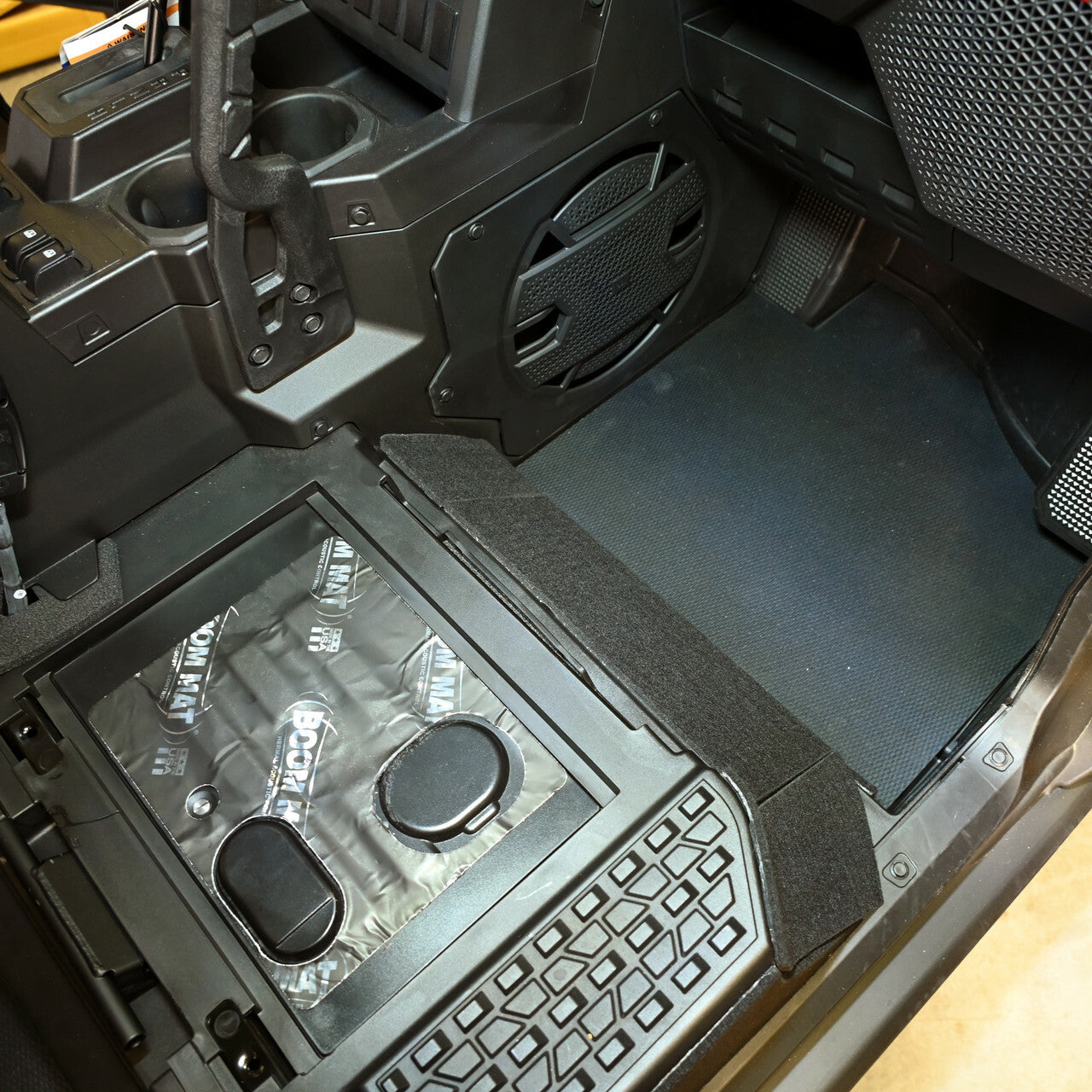 DEI Floor Mats Body 902415 - Mat Set Piece