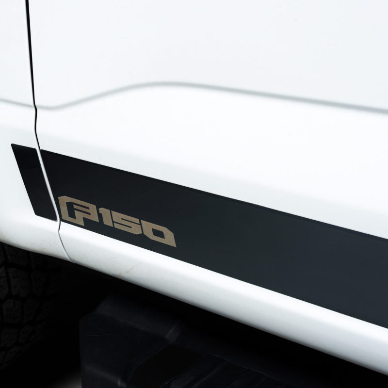 Putco 9751473BPFD Putco 2021 Ford F-150 Super Crew 5.5ft Box Ford Licensed Blk Platinum Rocker Panels (4.25in 12pc) - 9751473BPFD